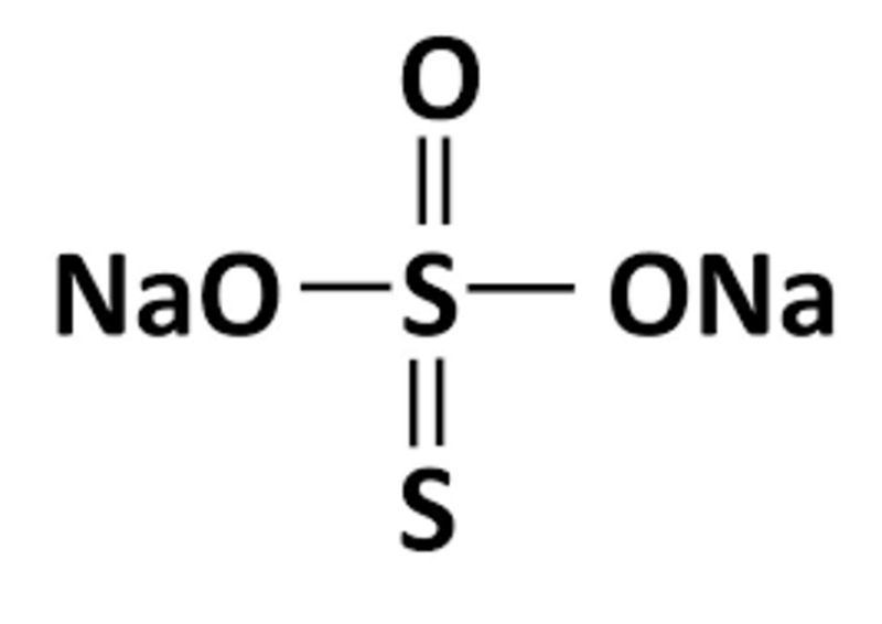 Sodium thiosulfate có công thức hóa học là Na2S2O3